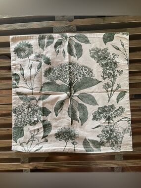 H&M Botanical Print Pillow Case
